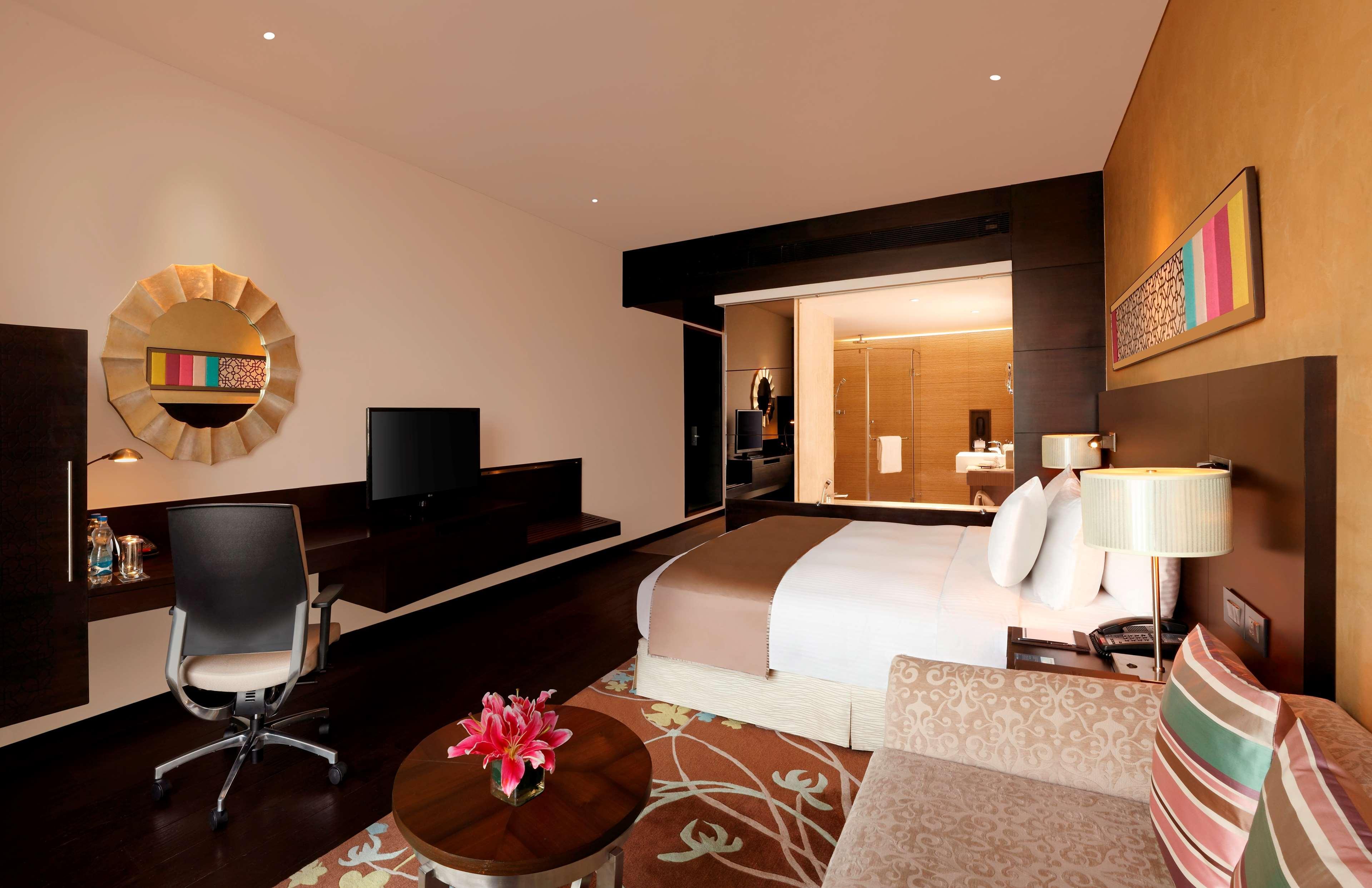 Hilton Jaipur Hotel Eksteriør billede Deluxe Room