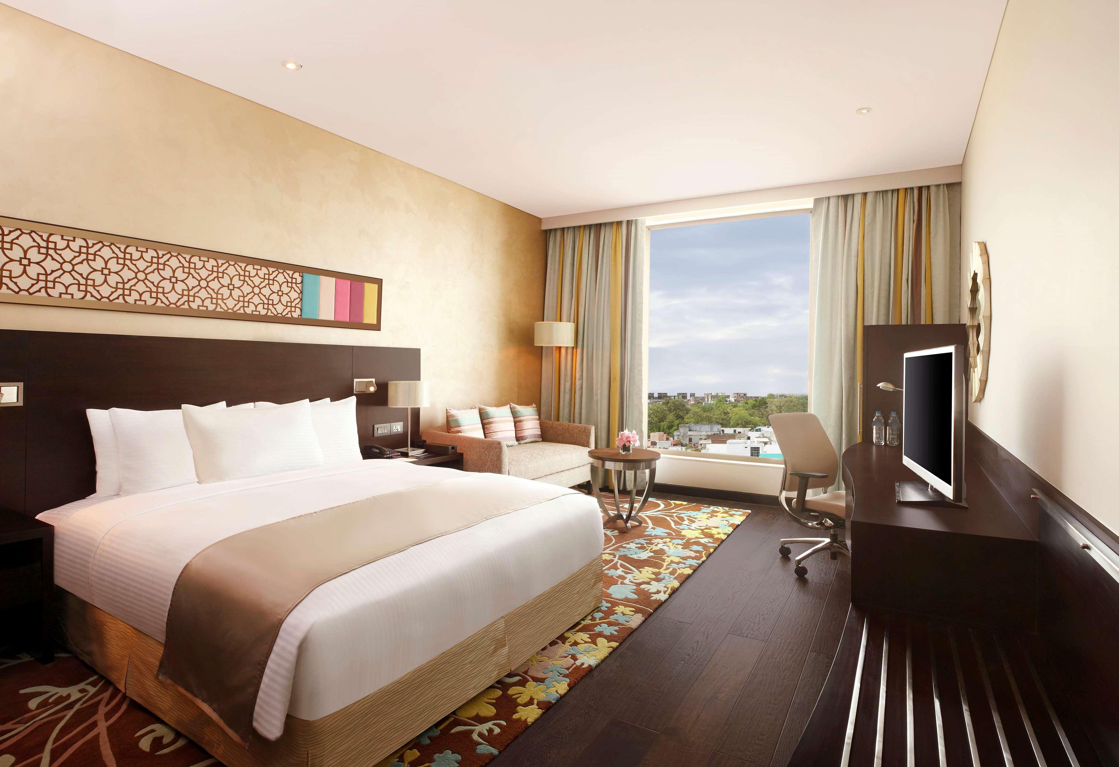 Hilton Jaipur Hotel Eksteriør billede Deluxe Room